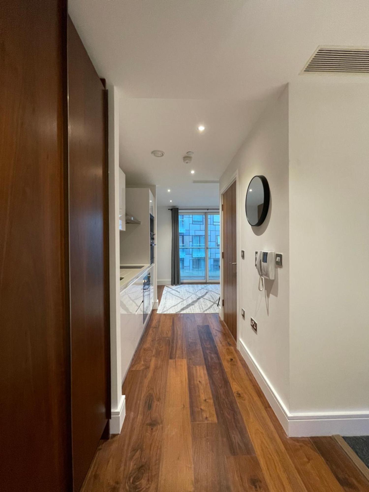 Apartment In Canary Wharf Лондон Экстерьер фото