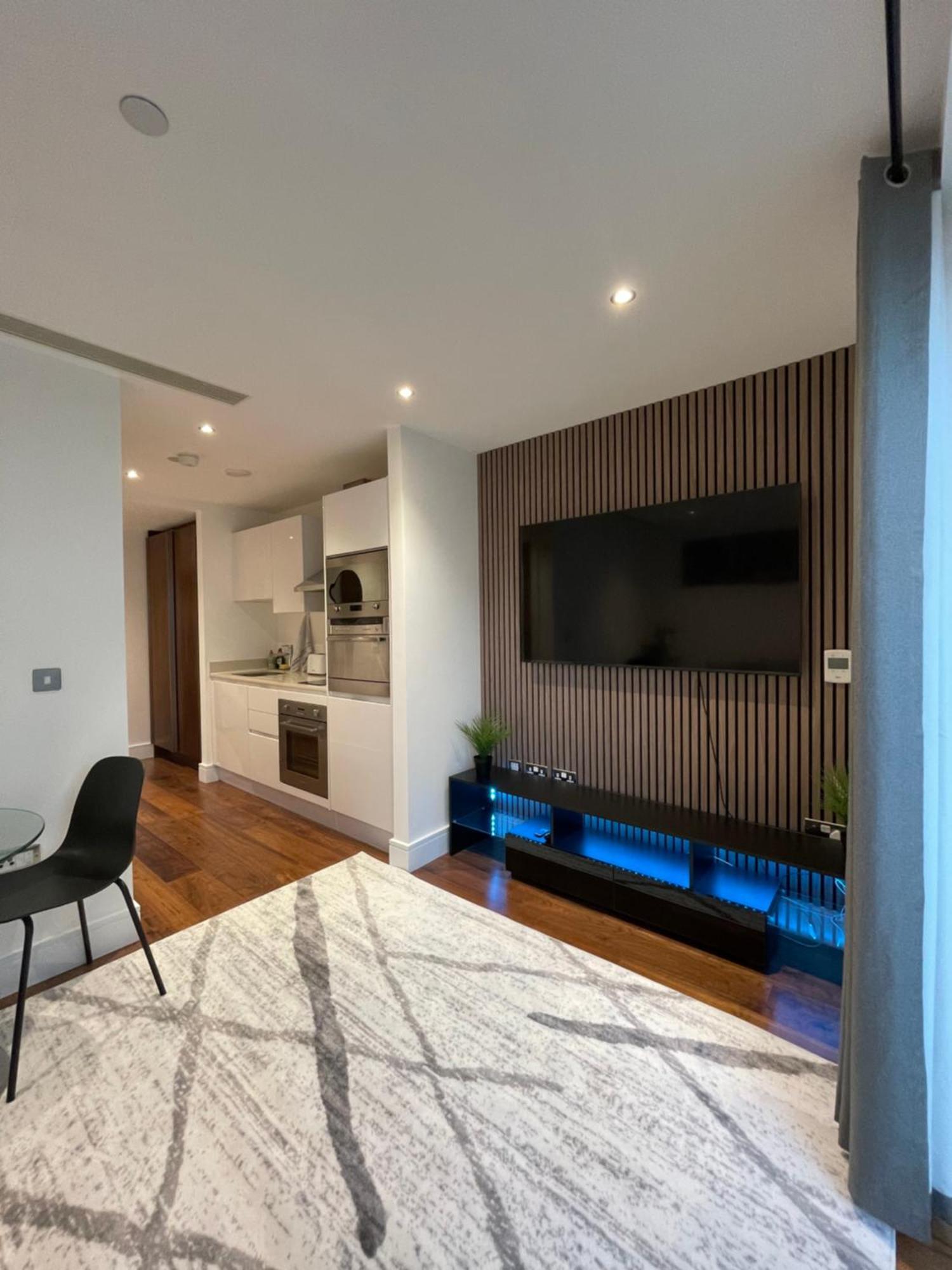 Apartment In Canary Wharf Лондон Экстерьер фото